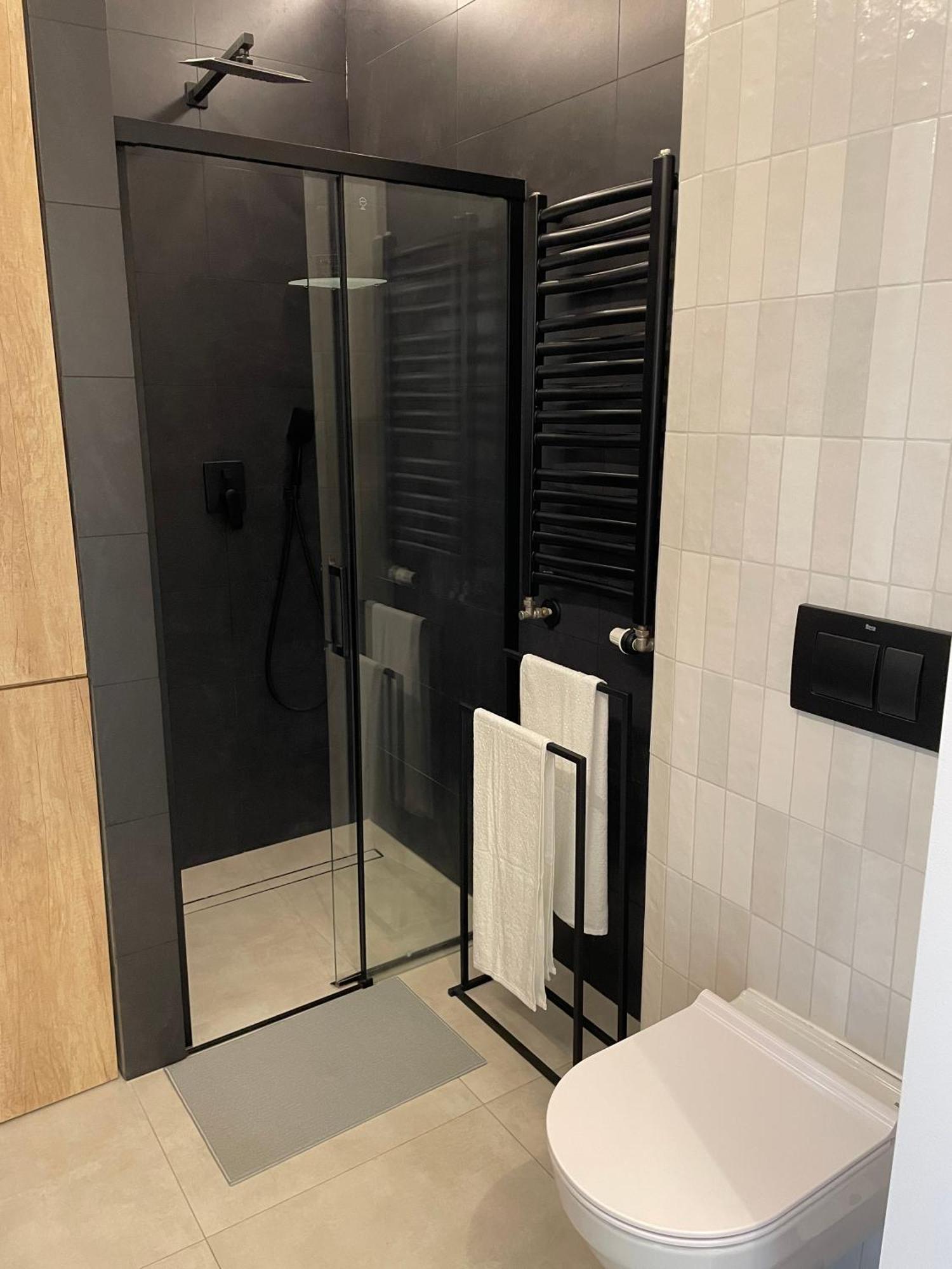 Stylowy Apartament Przy Manufakturze W Samym Centrum Lodzi Exteriör bild
